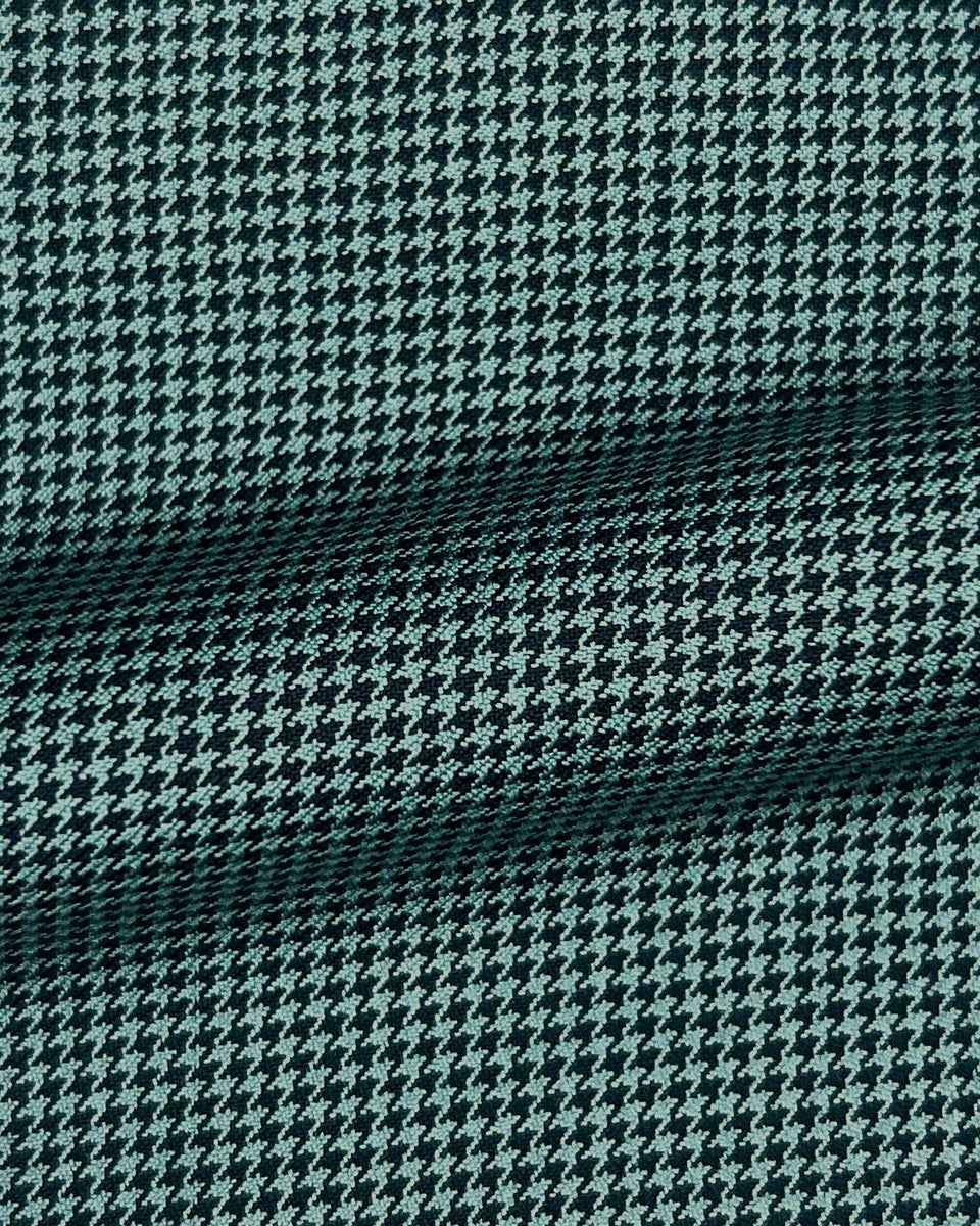 Sportcoat with a pocket square, elevating the overall look.