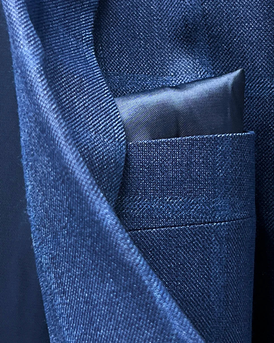 Full panel view of the premium midnight blue bemberg lining in the Indigo Blue Windowpane sport coat