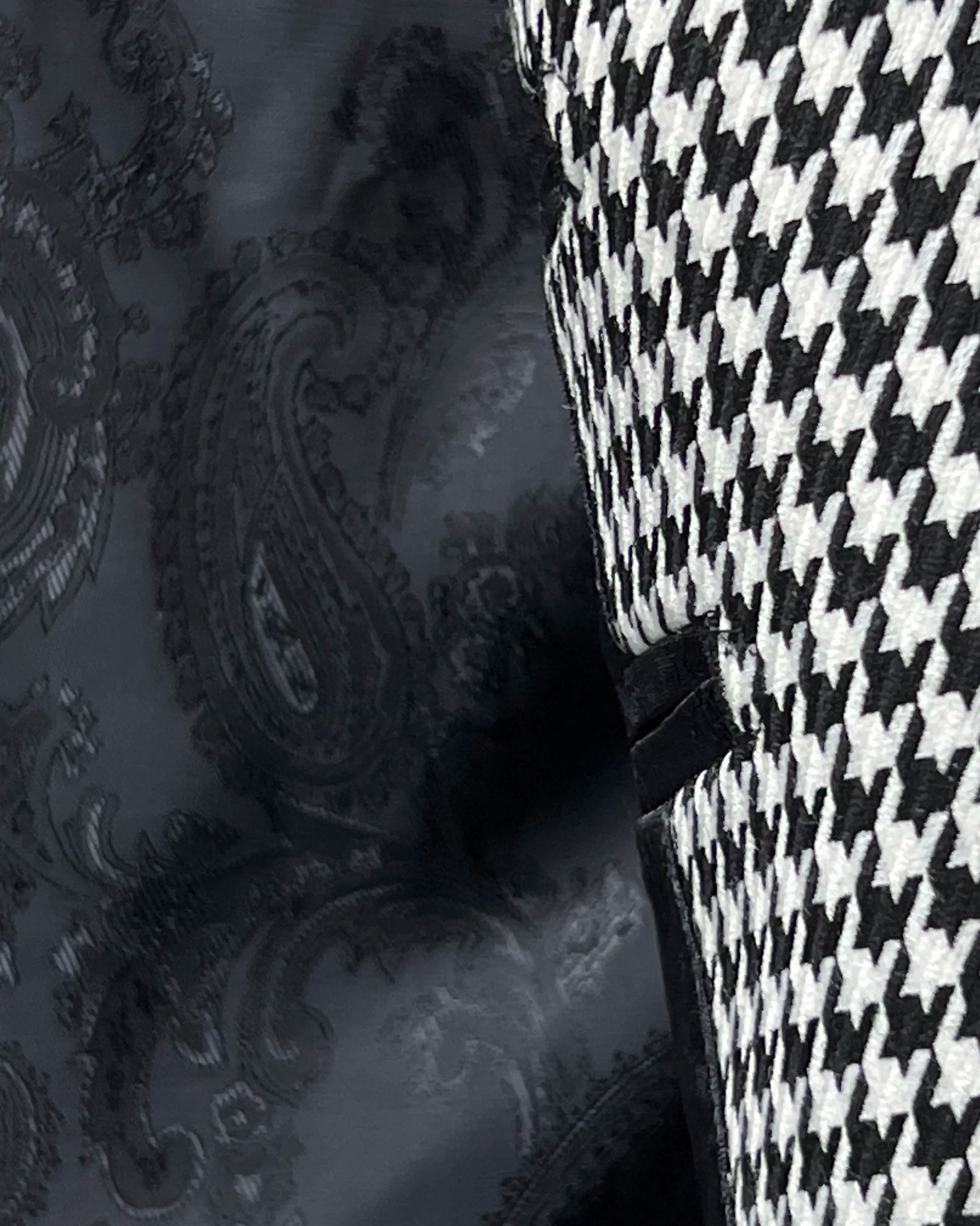 Interior view of High Contrast Black and White Houndstooth men's sport coat showing the black paisley silk bemberg lining.