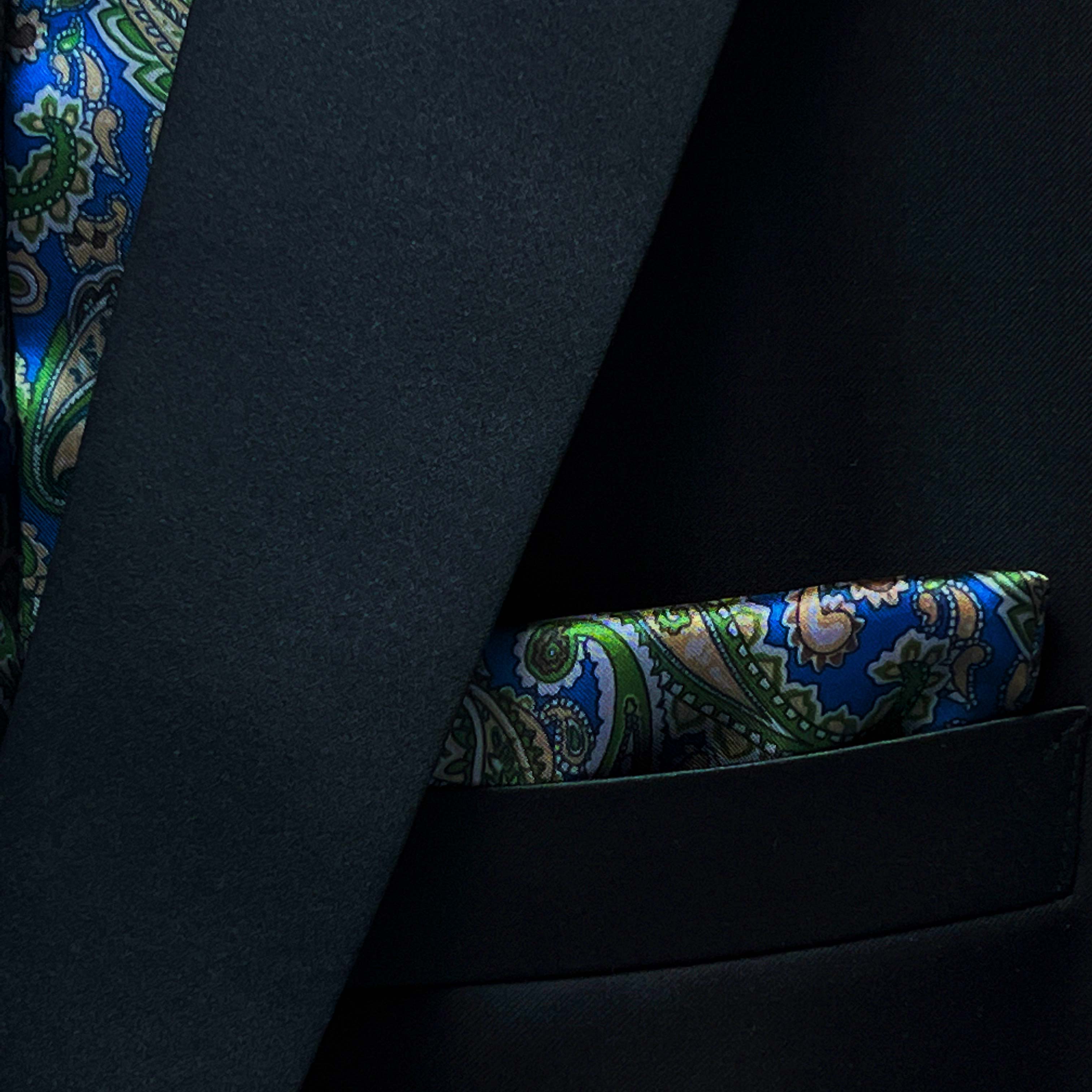 Westwood Hart's classic black, custom tailor-made suit, perfect for all seasons. Crafted from 'Black Plain Weave' wool fabric, it's a groom's first choice for wedding attire.