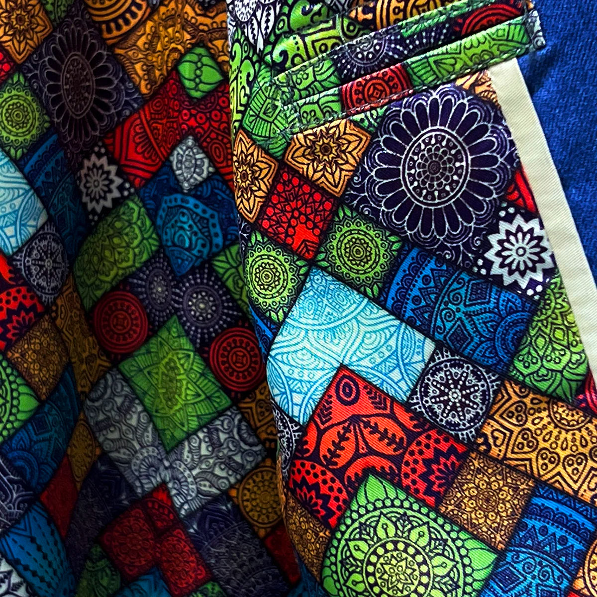 Inside view of the flash linings in a light blue flannel men's sportcoat.